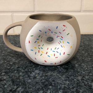 URBAN OUTFITTERS donut coffee mug